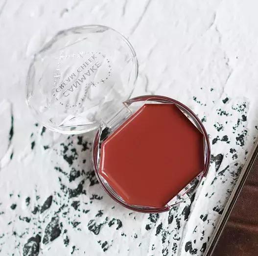 璧典附棰栧啹缁嶅嘲瀹樺绾㈣壊琛ｆ湇,璧典附棰栧珌缁欑埍鎯呯殑鏍峰瓙