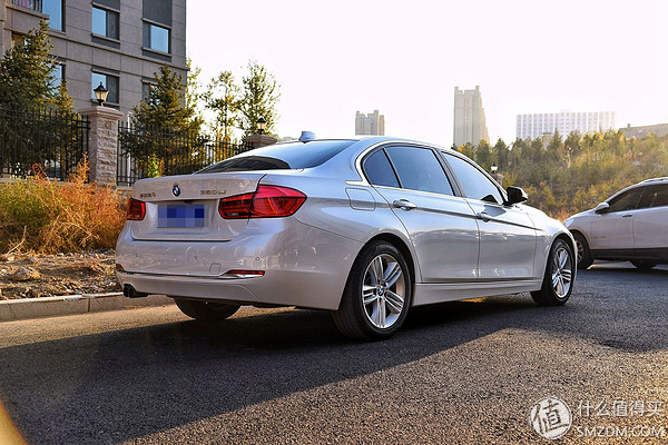 宝马320li跑长途真实感受,宝马320li1万公里值得买吗