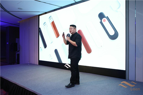 号称中国*子烟电**中的Apple，宣传的很到位，好不好，要等烟友亲测