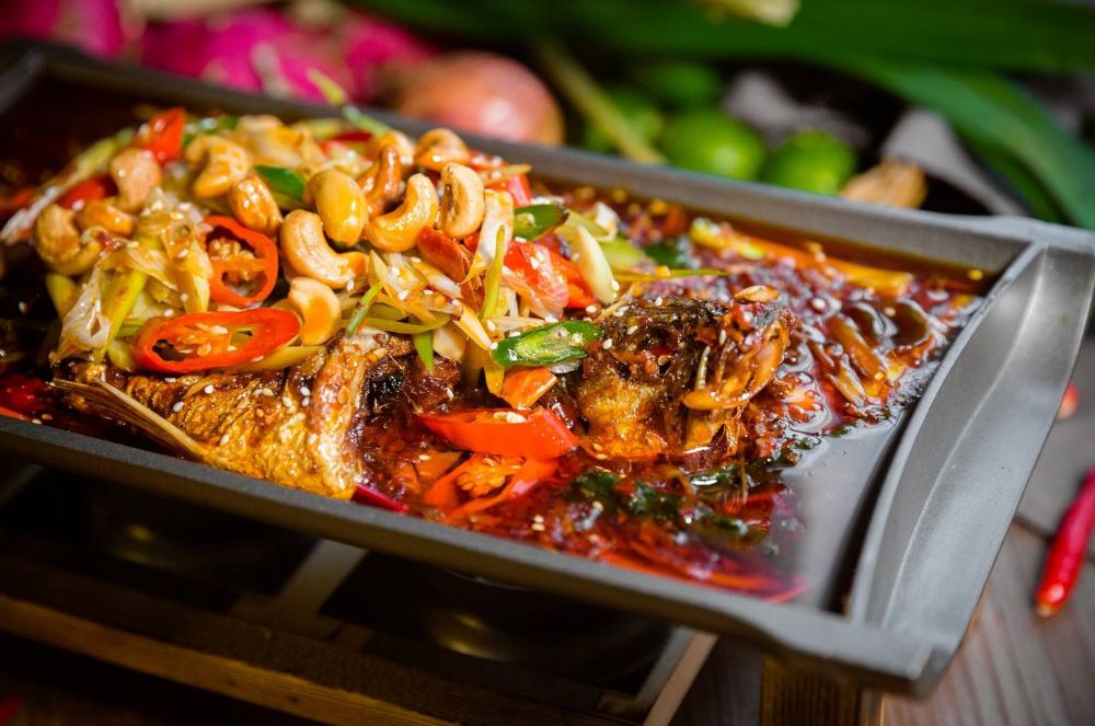 秘制烤鱼真材实料才能做出好味道,味道鲜美的烤鱼怎么做好吃