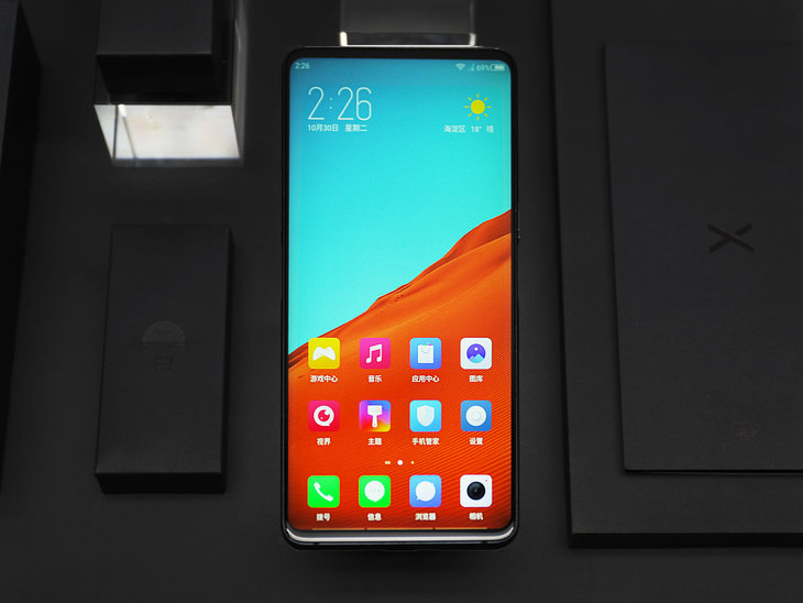 努比亚双摄旗舰曲面屏,努比亚x双屏测评