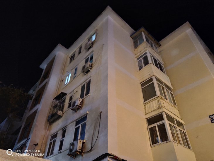 努比亚双摄旗舰曲面屏,努比亚x双屏测评