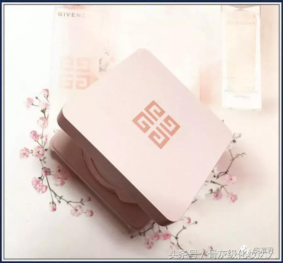 tf新品皮气垫,tf白气垫和ysl粉气垫