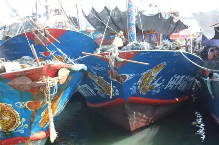 一座悬崖一所房子,一座悬崖上的城市