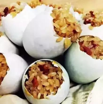 一座悬崖一所房子,一座悬崖上的城市