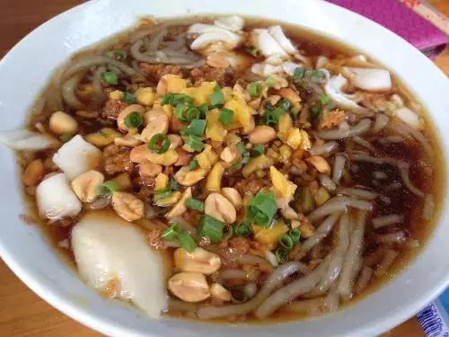 一座悬崖一所房子,一座悬崖上的城市