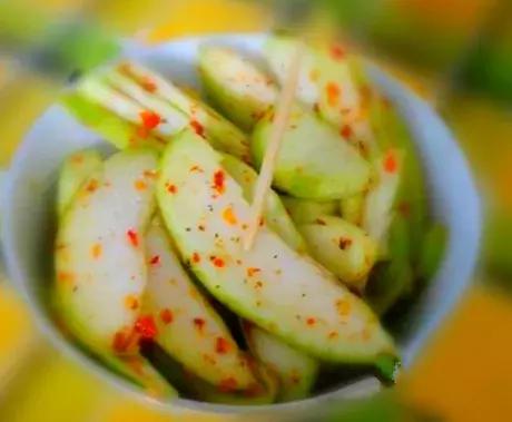 一座悬崖一所房子,一座悬崖上的城市