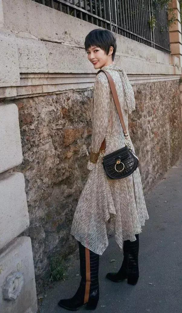 这个冬天的靴子,5款人气短靴时髦好看穿着又舒适