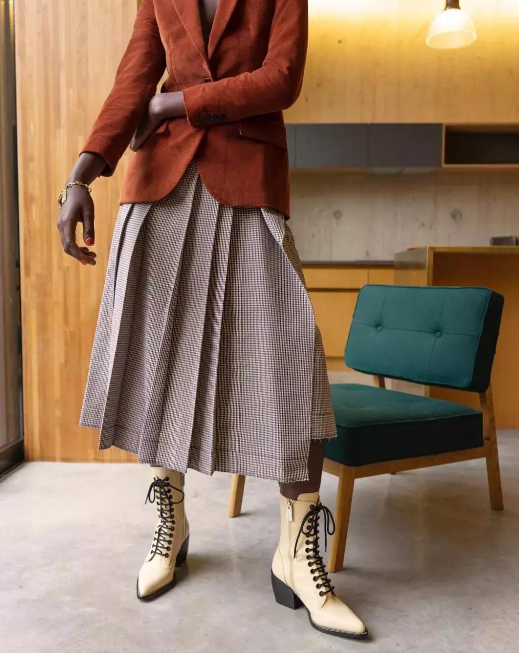 这个冬天的靴子,5款人气短靴时髦好看穿着又舒适