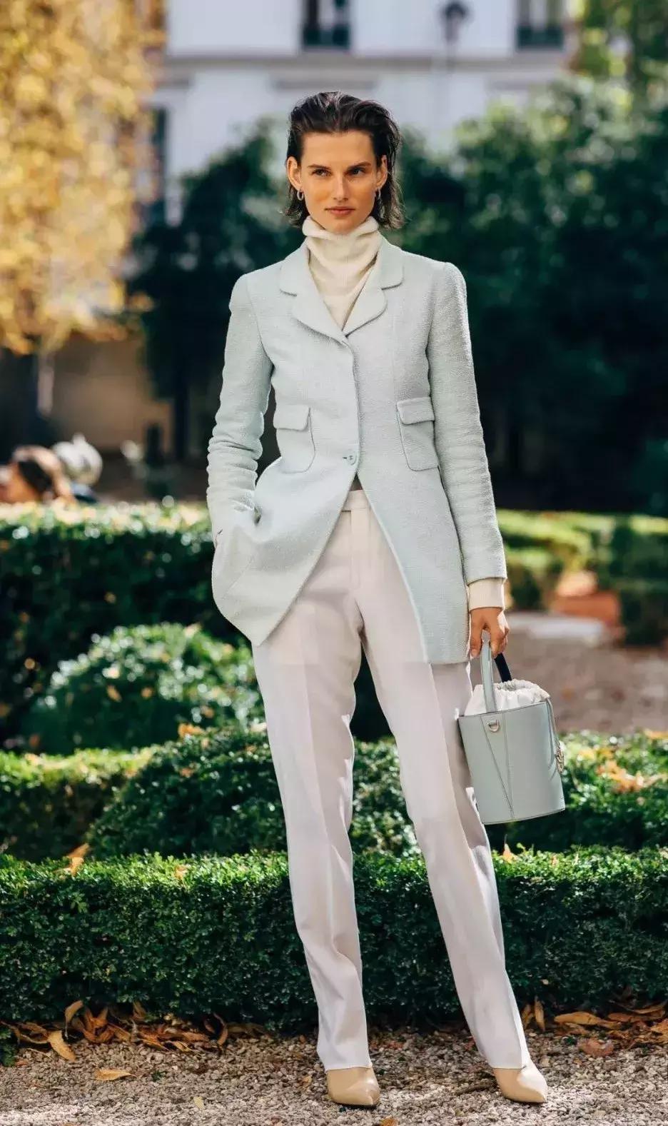 这个冬天的靴子,5款人气短靴时髦好看穿着又舒适