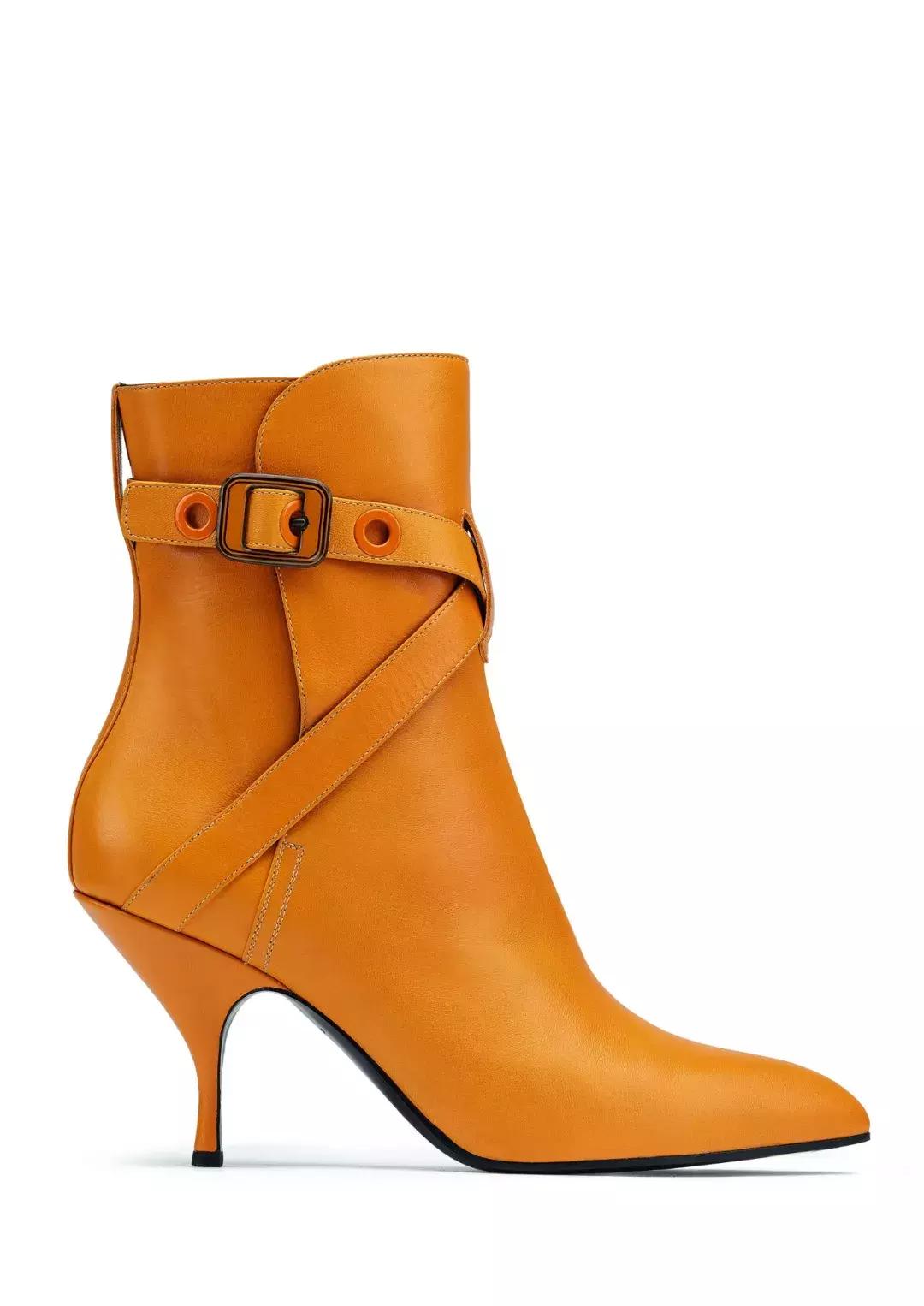 这个冬天的靴子,5款人气短靴时髦好看穿着又舒适