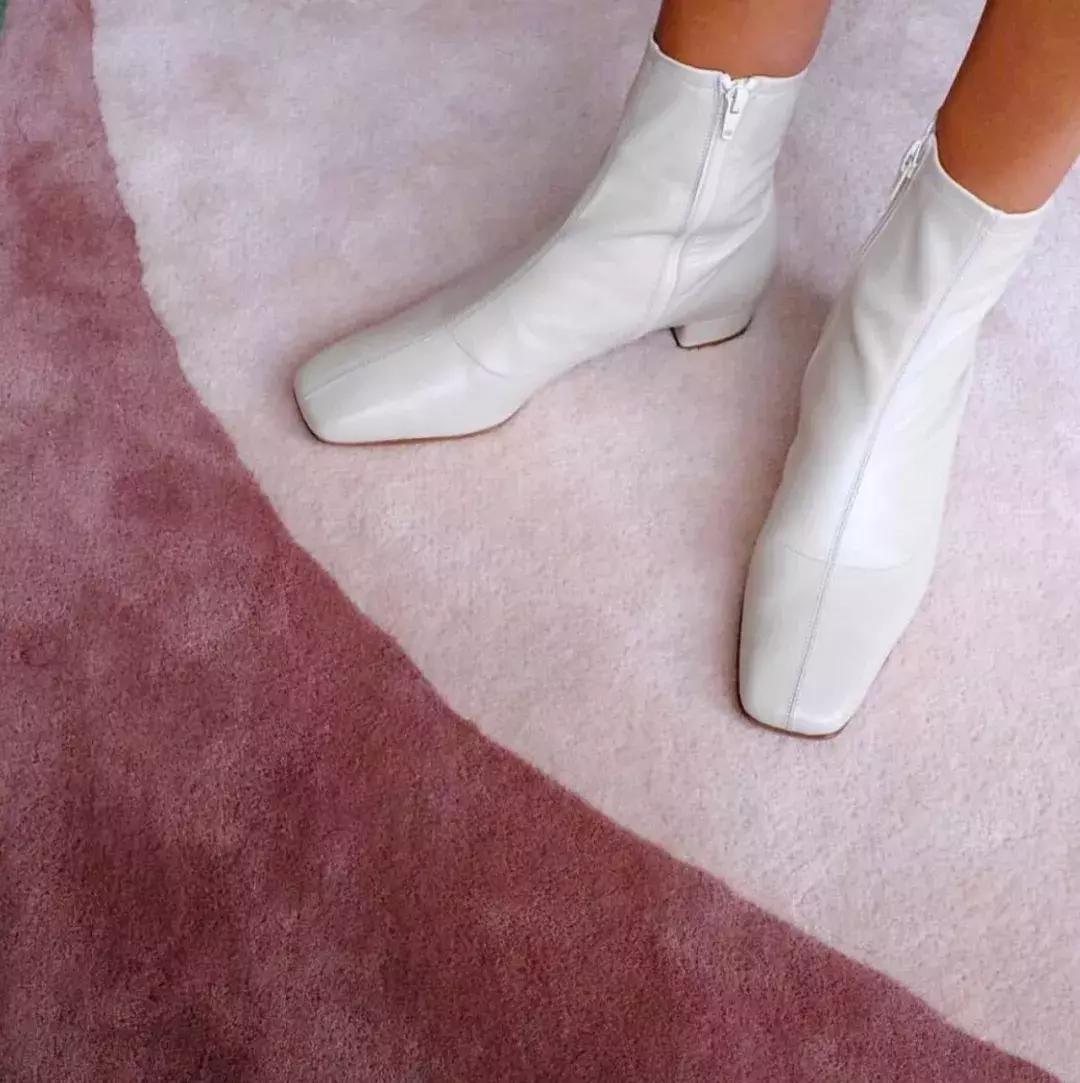 这个冬天的靴子,5款人气短靴时髦好看穿着又舒适