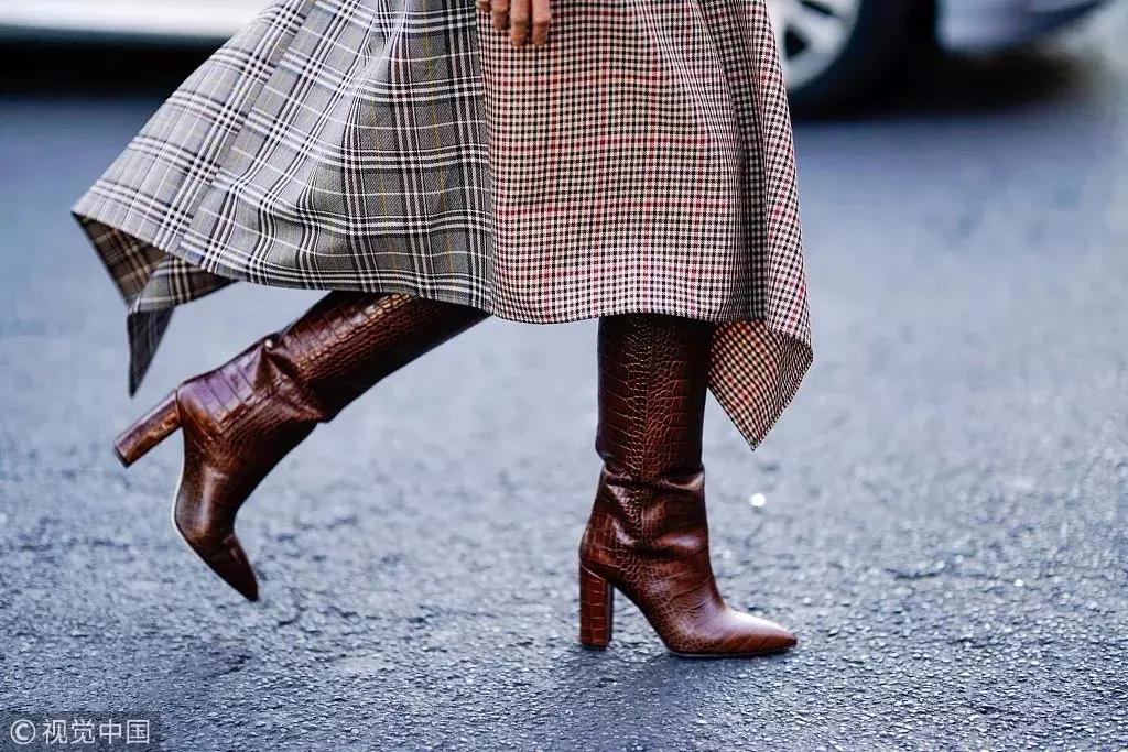 这个冬天的靴子,5款人气短靴时髦好看穿着又舒适