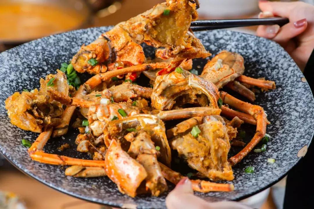 逆天！魔都这家“火锅界Cartier”按身高差打折，差的越多越便宜