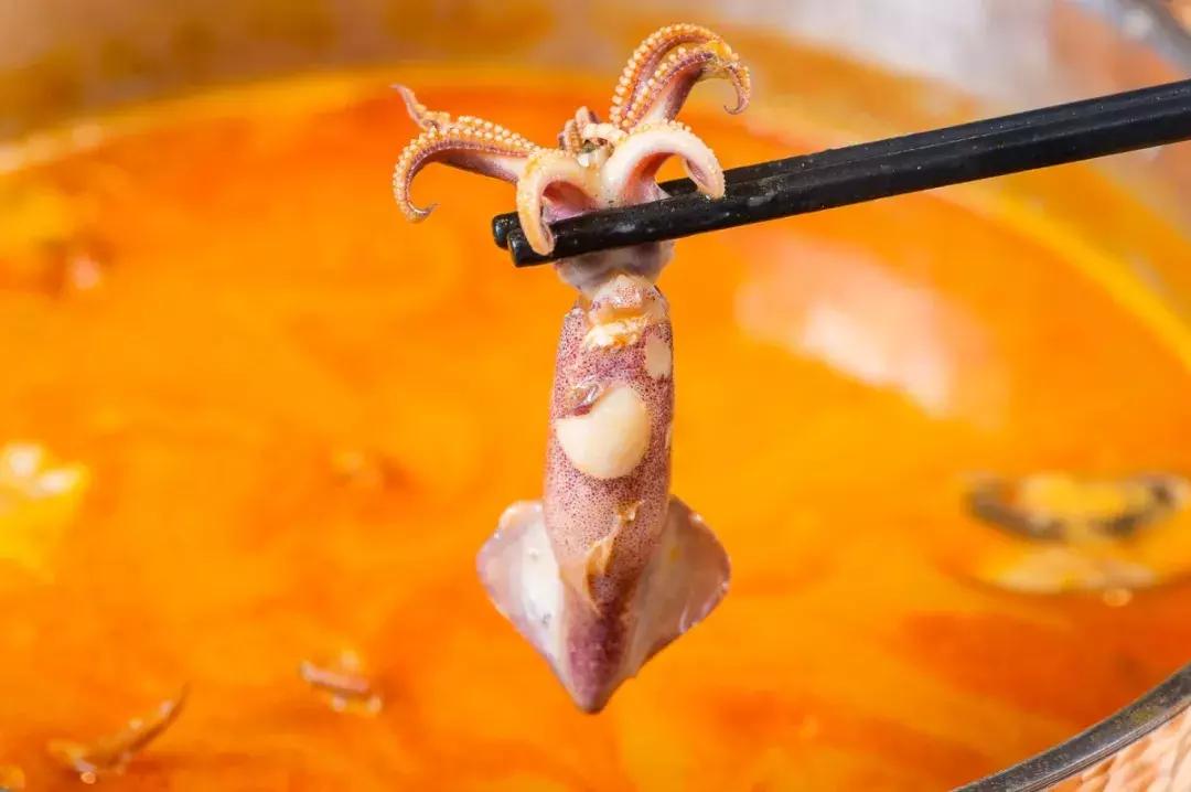 逆天！魔都这家“火锅界Cartier”按身高差打折，差的越多越便宜