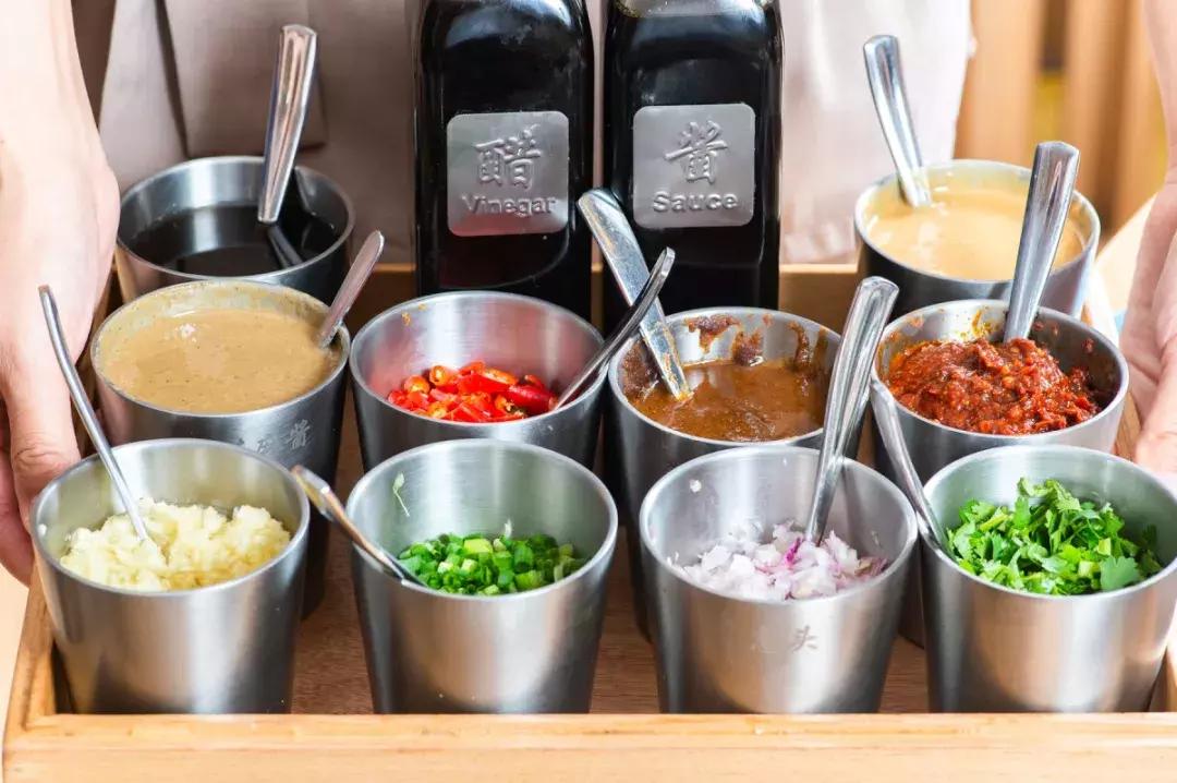 逆天！魔都这家“火锅界Cartier”按身高差打折，差的越多越便宜