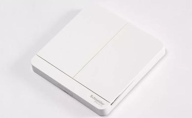 开关插座千万要这样装，不然电器容易坏！