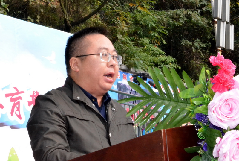 恩施市实验小学足球比赛,建始县实验小学2023运动会