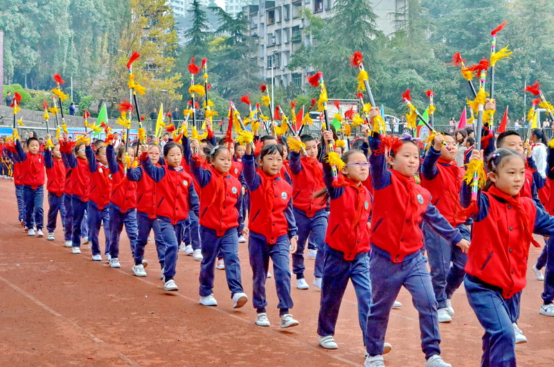 恩施市实验小学足球比赛,建始县实验小学2023运动会