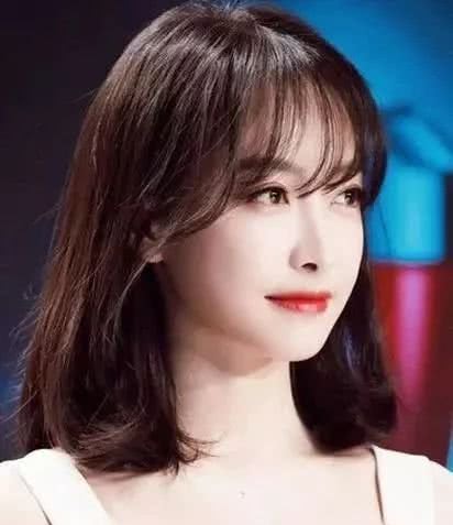 留学生有一种无法言说的「痛」叫做:“我在国外剪了个头发”