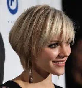 留学生有一种无法言说的「痛」叫做:“我在国外剪了个头发”