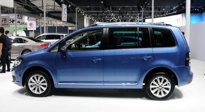 10万公里起亚新佳乐7座测评,现代库斯途和大众途安怎么选