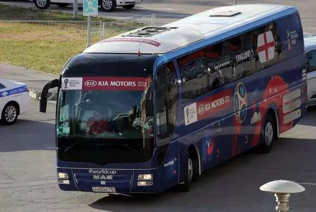 世界杯大巴为什么是现代的,世界杯球队的大巴车是怎么抵达的