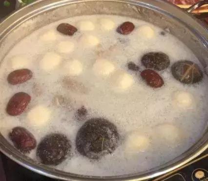 两人份火锅自制,家庭版鸳鸯火锅的简单做法