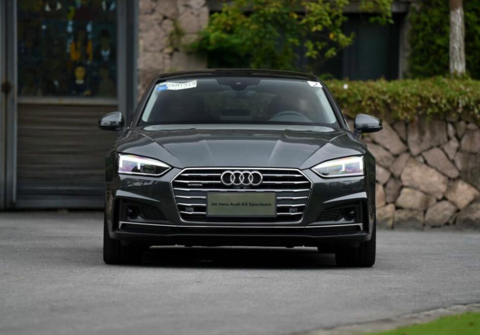 奥迪a5各代内饰对比,2021奥迪a5内饰