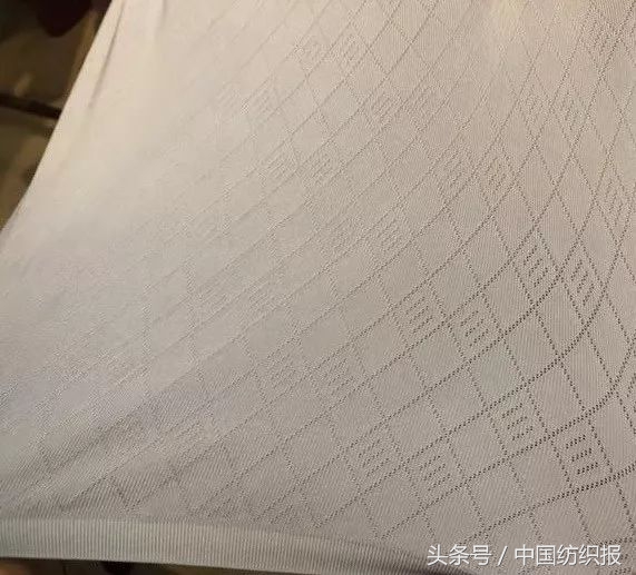 经纬舜衣纺机械技术,纬编针织提花面料制造工艺图