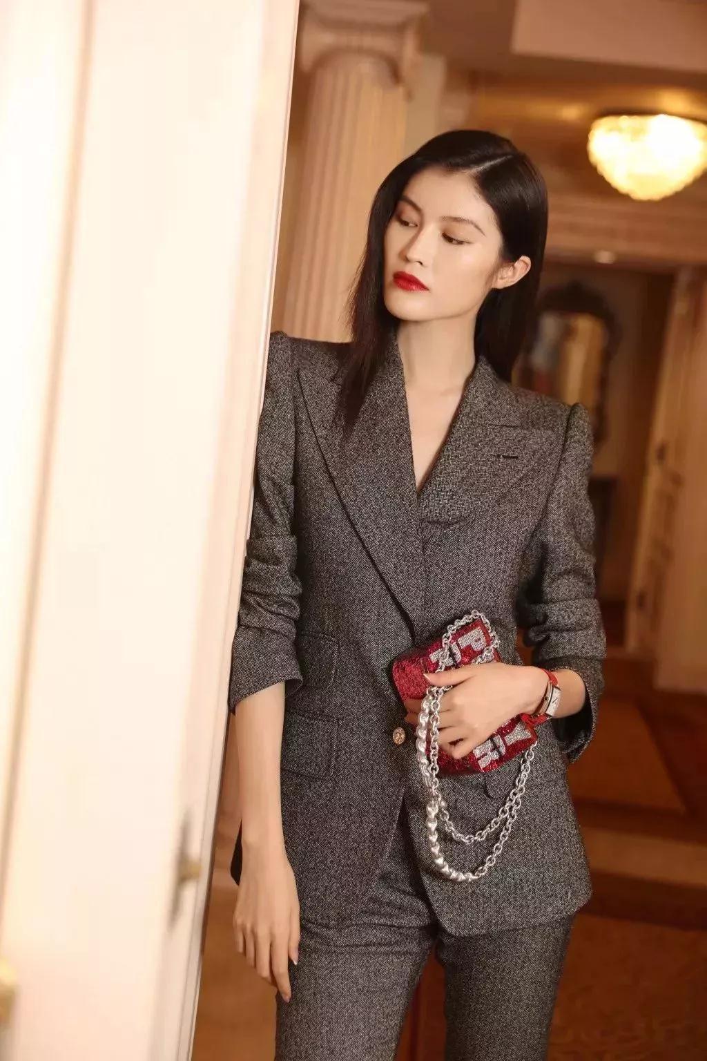 最受女生喜欢的男生发型,最受女人喜欢的男人发型