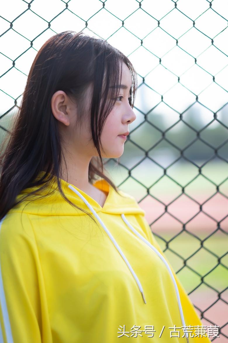 也曾风雨入窗帷，多年往事堪忘记