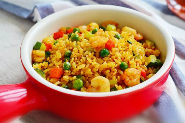 王俊凯的虾仁滑蛋视频,王俊凯虾仁炒饭片段