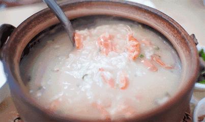 一锅滚烫的粥完整版,潮汕砂锅粥推荐
