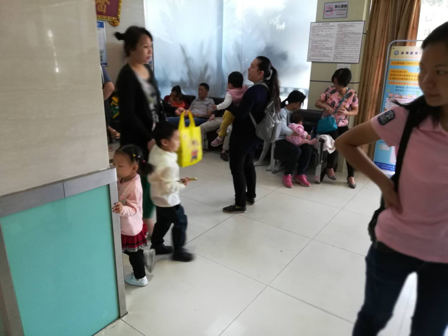 小孩晚上烦躁发热是什么原因,小孩老是生病特别烦