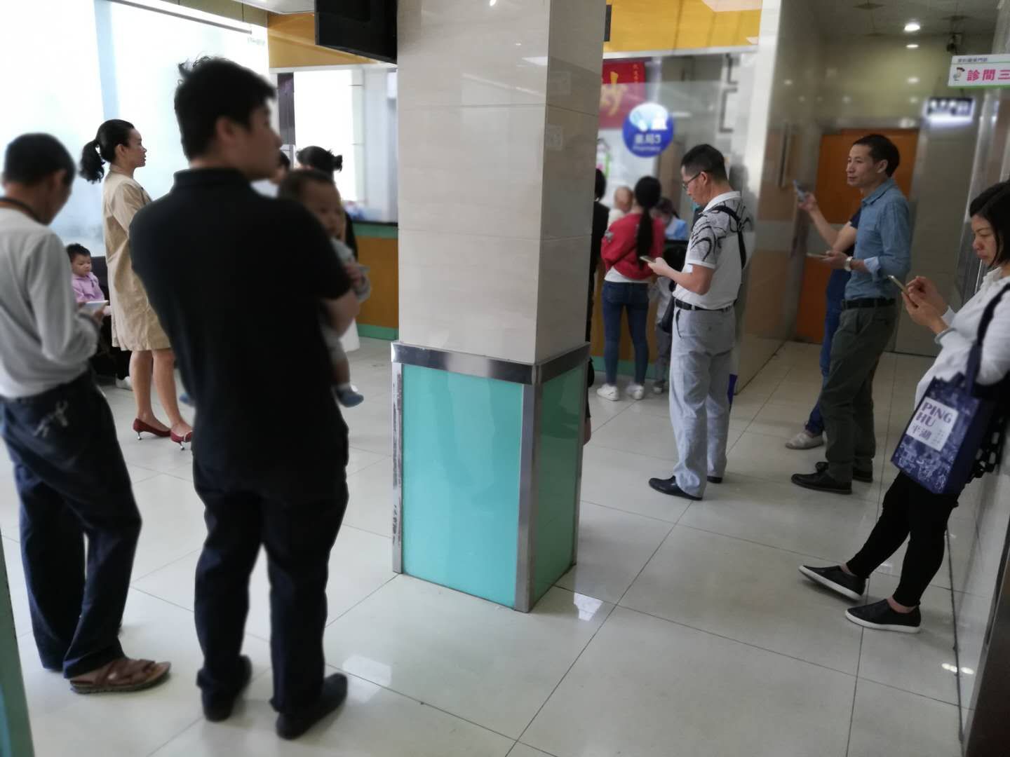 小孩晚上烦躁发热是什么原因,小孩老是生病特别烦