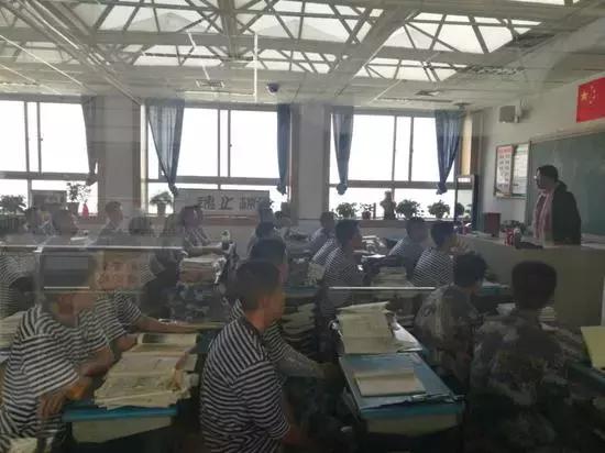 凌晨五点的衡水中学和北京四中,你见过凌晨5点的衡水中学吗