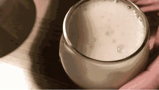 在便利店就能买到的啤酒,在便利店买了一罐啤酒