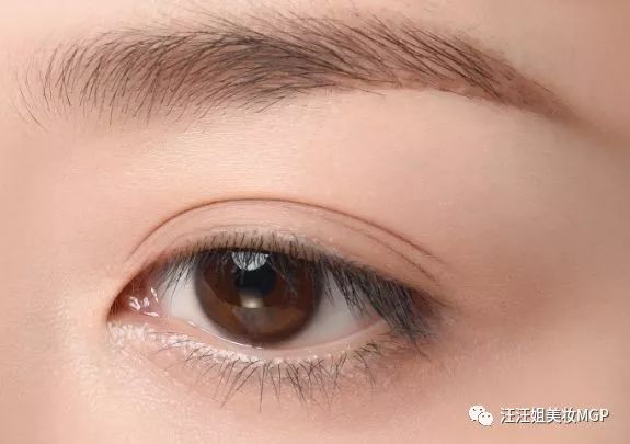 眼线一画就皱怎么办,眼线一画就糊怎么解决