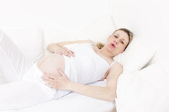 缓解生产疼痛的三个方法,生产日记顺产还是剖腹产