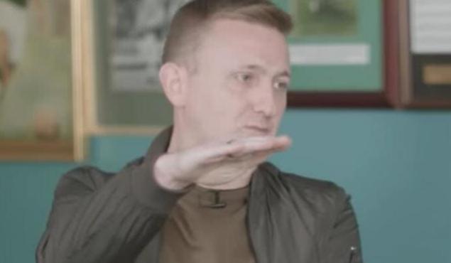 前中超外援吐槽：草皮质量差有大水坑理疗手段只有针灸