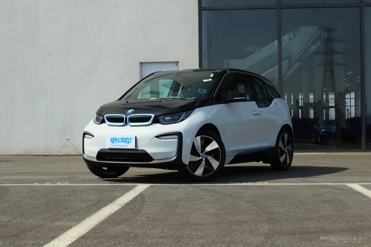 电车跑100公里要多少度电实测,纯电车一度电能跑多远