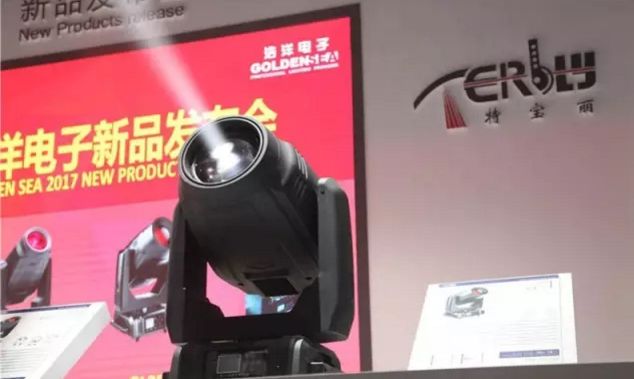 目前最火的切割灯,切割灯舞台效果