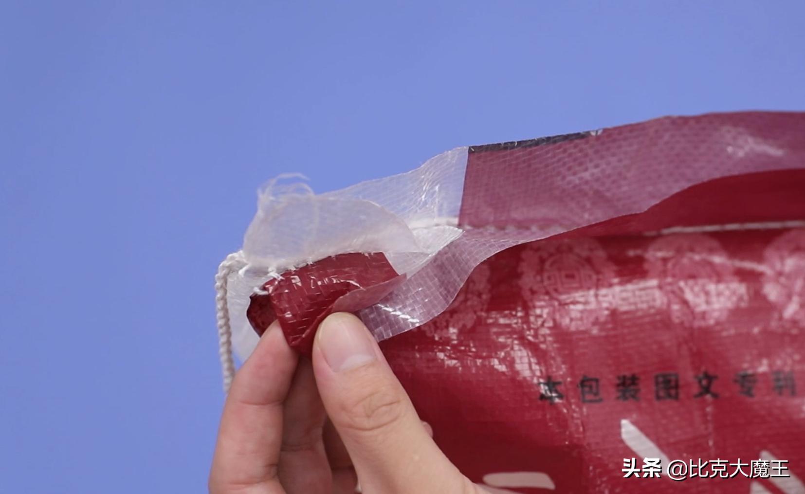 如何快速拆开米袋包装线,拆米袋线技巧妙招姐