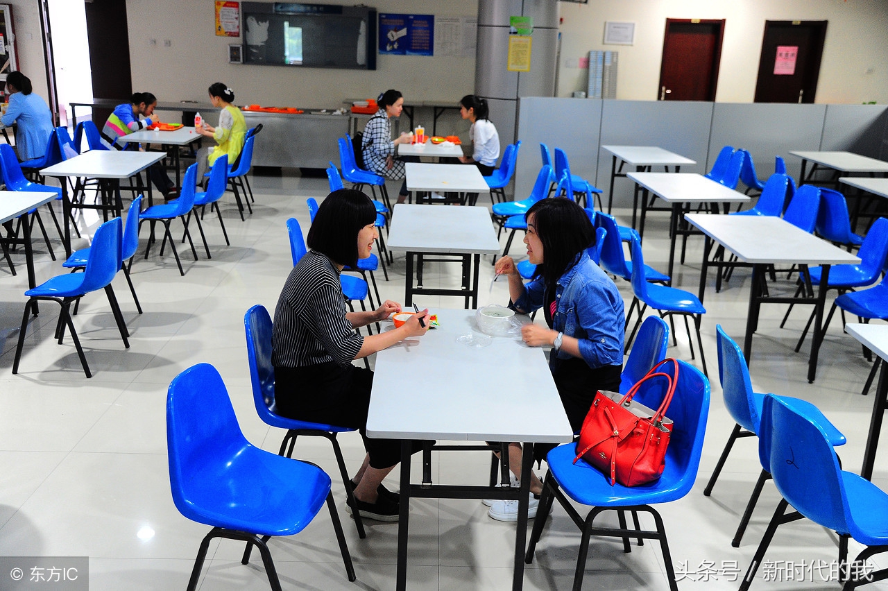 五年级英语动词短语,英语中动词短语和短语动词的区别