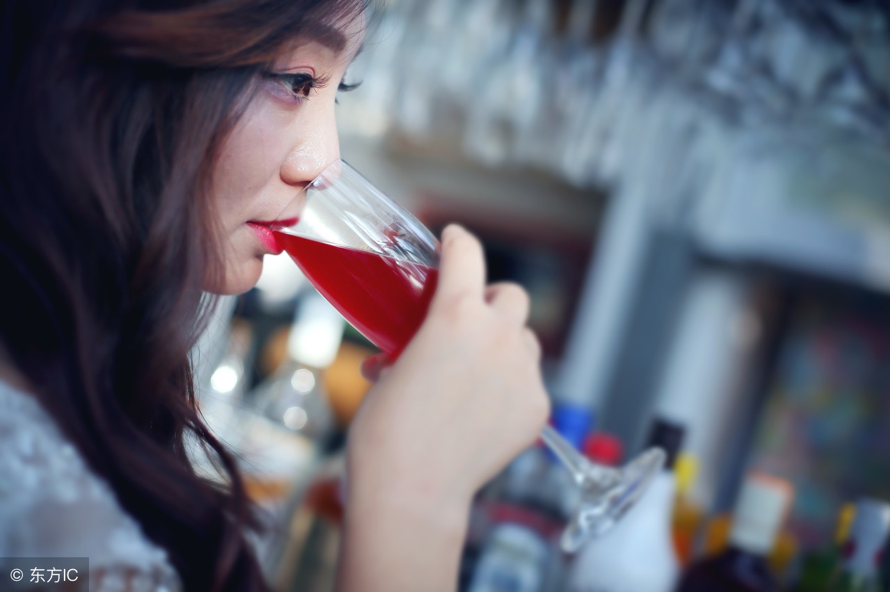 女人任何年龄都要活得漂亮,女人每个年龄段都有漂亮的一面