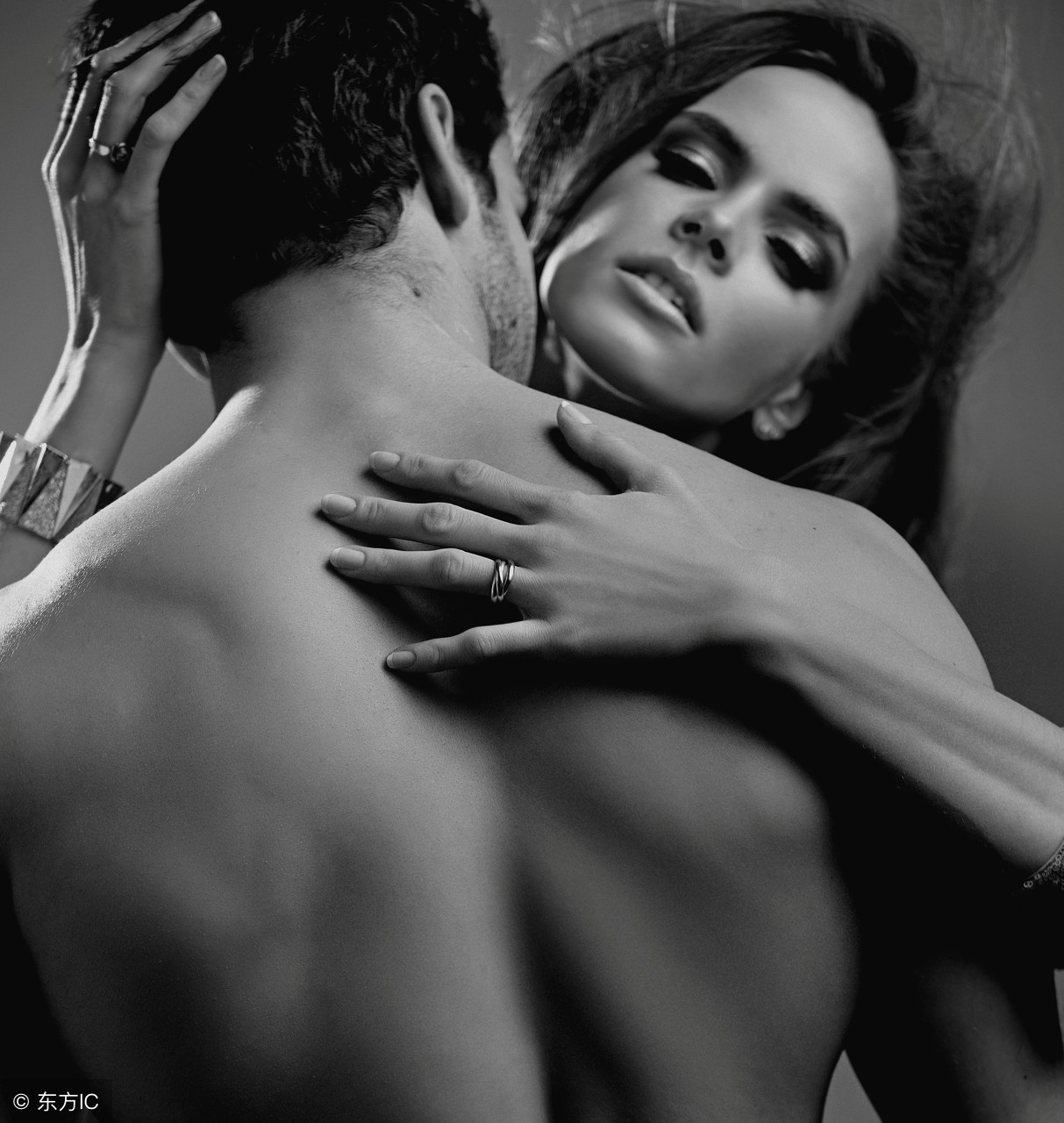 女人任何年龄都要活得漂亮,女人每个年龄段都有漂亮的一面