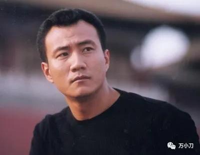 “男女通吃”某明星的瓜