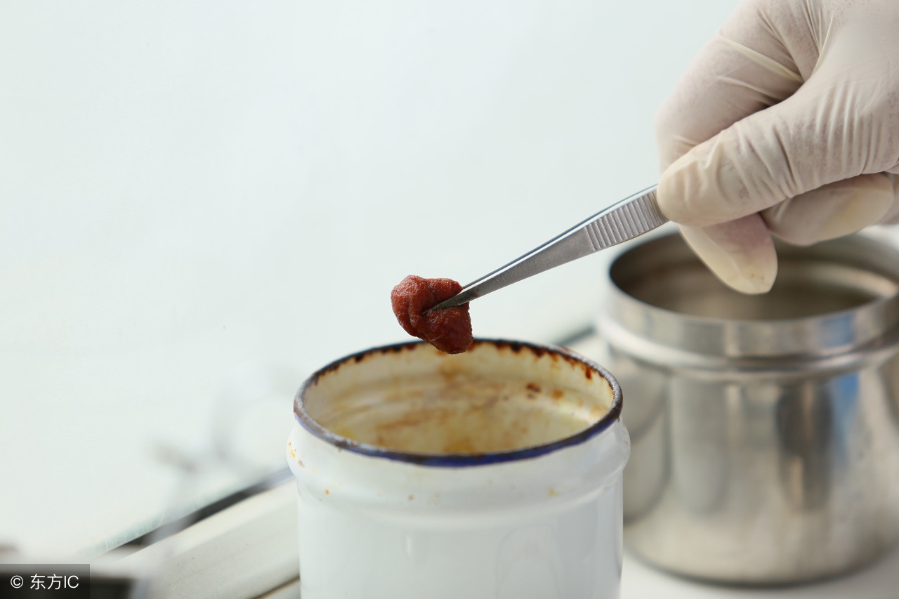 酒精碘伏的区别和使用,酒精碘酒碘伏哪个更适合伤口消毒