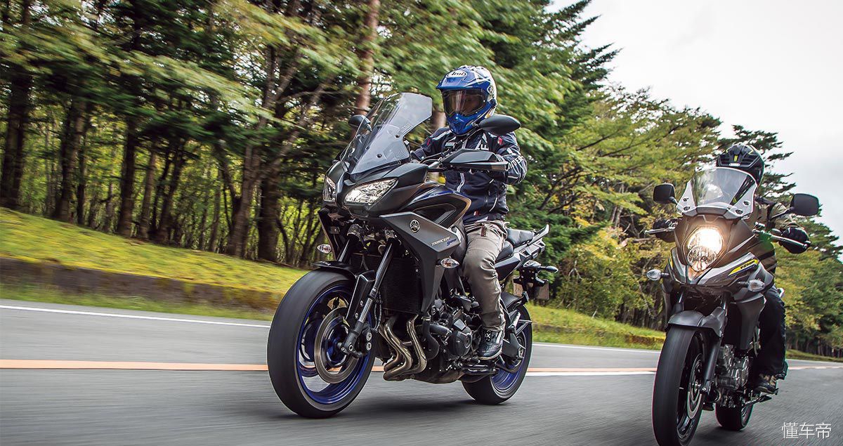 雅马哈900tracer对比铃木1050,2020款雅马哈tracer900gt骑行技巧